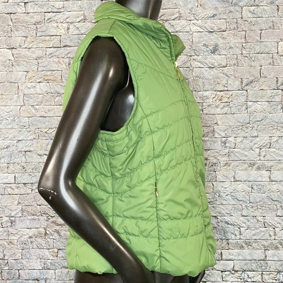 Thre 3 Vest - Picture 3 of 5